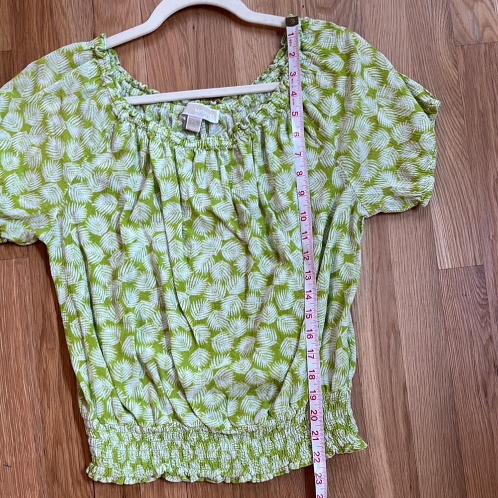 Michael Kors Smocked Green and White Puff Sleeve Blouse sz PL - Picture 6 of 6